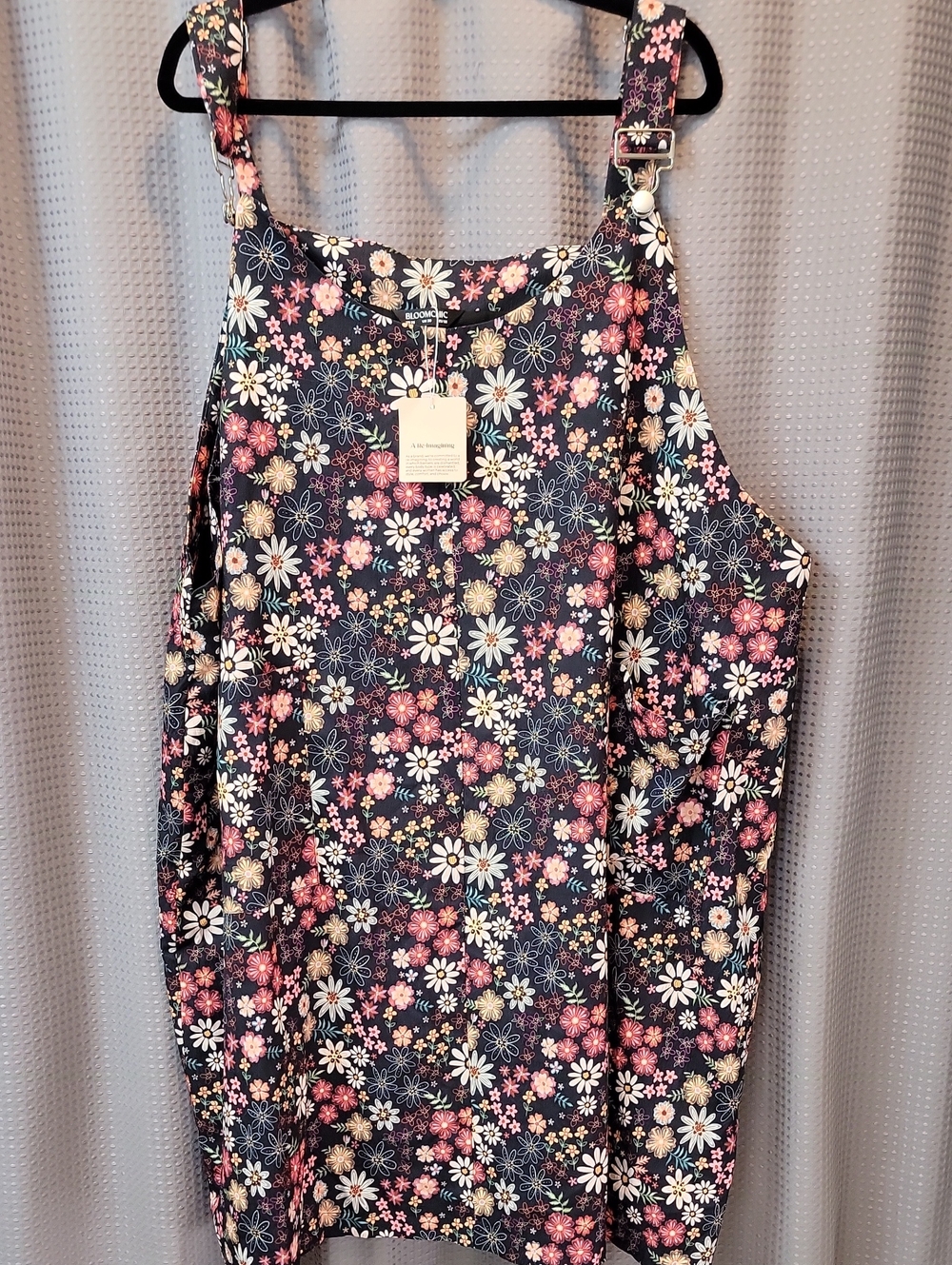 NWT Bloomchic Overall Floral Dress Size 26 PLUS